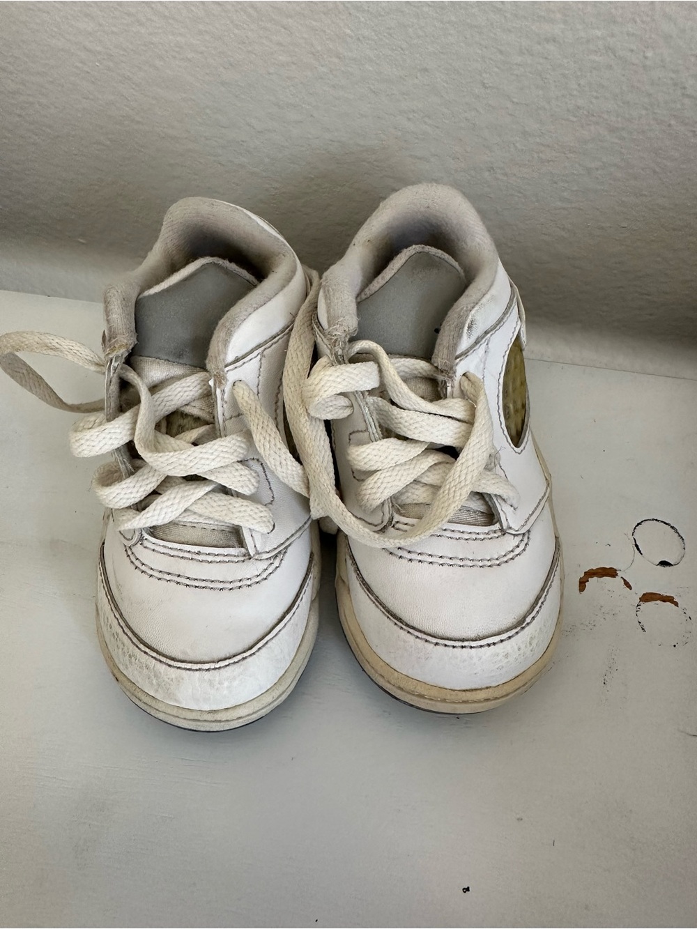 Kids White Leather Lace-Up Sneakers